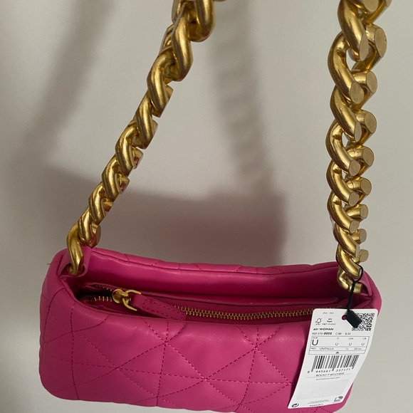 Quilted chain shoulder bag - Picture 5 of 7